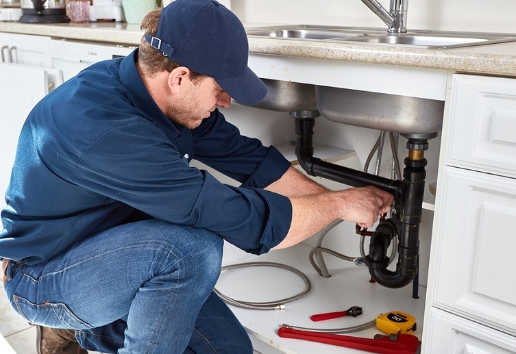 Hiring a Qualified Plumber - This Old House